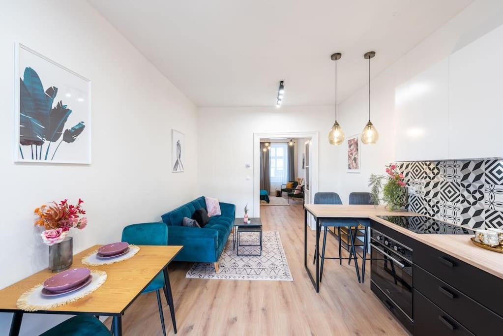 Sweet Cozy Apartment Prague Close To Mala Strana Exterior photo